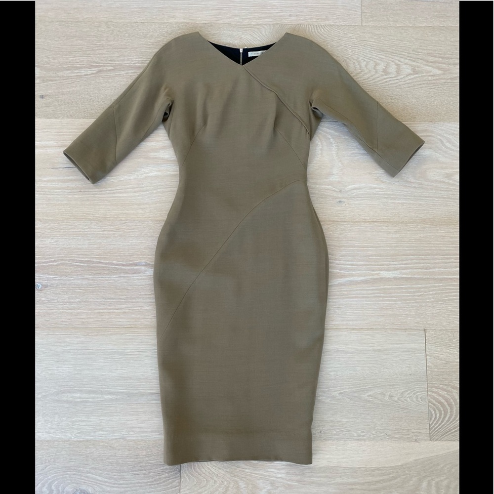 NWT New VICTORIA BECKHAM Olive Double Crepe Quarter Sleeve Fitted Dress 4